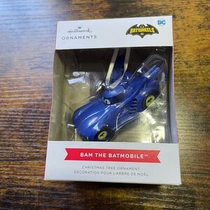 HALLMARK DC Batwheels Bam The Batmobile Ornament, NWB